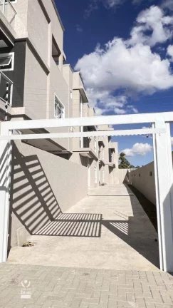 Imagem Sobrado em condomínio fechado, 3 Quartos, suíte, terraço com churrasqueira e 1 vaga a venda no Boqueirão (Estuda Permuta)