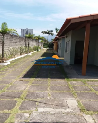 Imagem Casa com 2 dormitórios à venda, 60 m² por R$ 275.000 - Martim de Sá - Caraguatatuba/SP