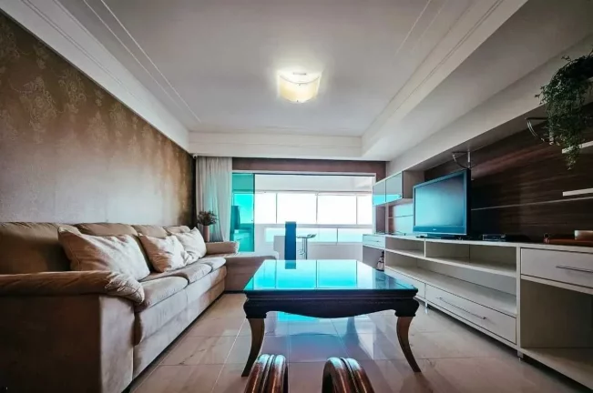 Imagem Apartamento Vista Mar com 3 dormitórios sendo 1 suíte e 1 vaga de garagem em Balneário Camboriú