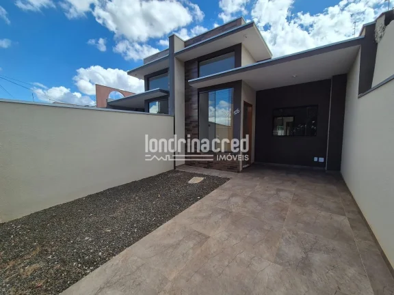 Imagem Casa na Zona Norte com 2 Dormitórios, 80m² de Área Útil, Terreno de 125m² e Churrasqueira