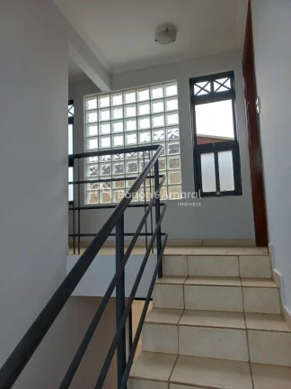 Imagem Localizada no sofisticado Residencial Parque dos Ipês, esta casa impressiona pelo espaço generoso ...