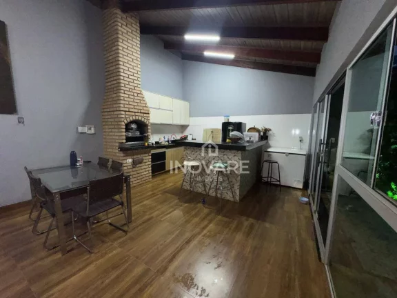 Imagem Casa com 3 dormitórios à venda por R$ 800.000,00 - Alto do Trindade - Itumbiara/GO