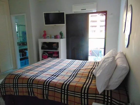 Imagem Flat com 3 dormitórios à venda, 112 m² por R$ 800.000,00 - Pitangueiras - Guarujá/SP