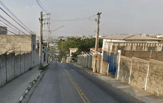 Imagem Área à venda, 18 m² por R$ 14.000.000,00 - Jardim Nossa Senhora do Caminho - Ferraz de Vasconcelos/SP