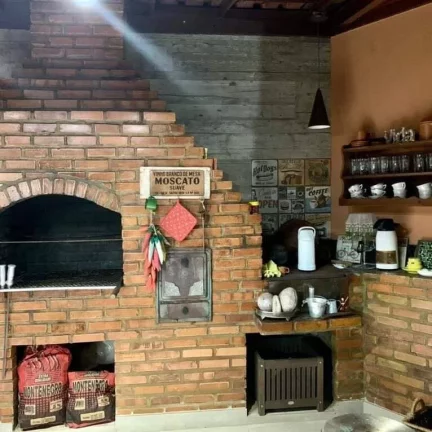 Imagem LINDA CASA EM CONDOMINIO FECHADO - NOVA FRIBURGO. BAIRRO: CASCATINHA