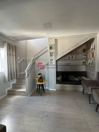Imagem Linda casa triplex com ótima vista para o mar praia do Grant- Itajuba Barra