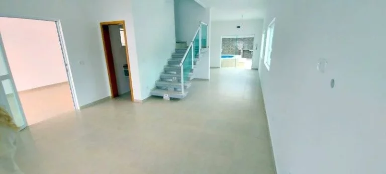 Imagem LINDO SOBRADO PERTINHO DA PRAIA 4 SUITES COM PISCINA