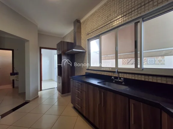 Imagem Ótima oportunidade com um preço imperdível!!

Esta casa está localizada em um condomínio fechad...