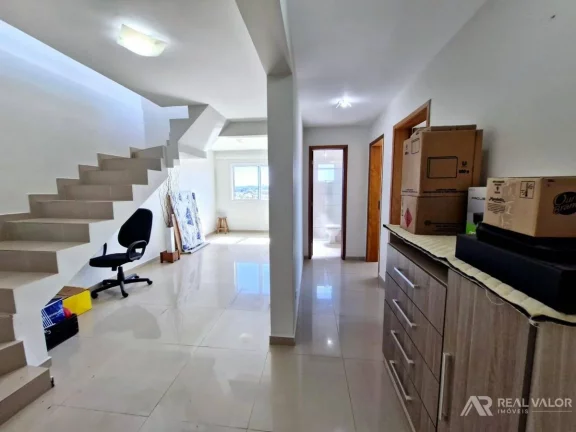 Imagem Cobertura Duplex Exclusiva para Locação no Bairro Iguaçu em Araucária PR