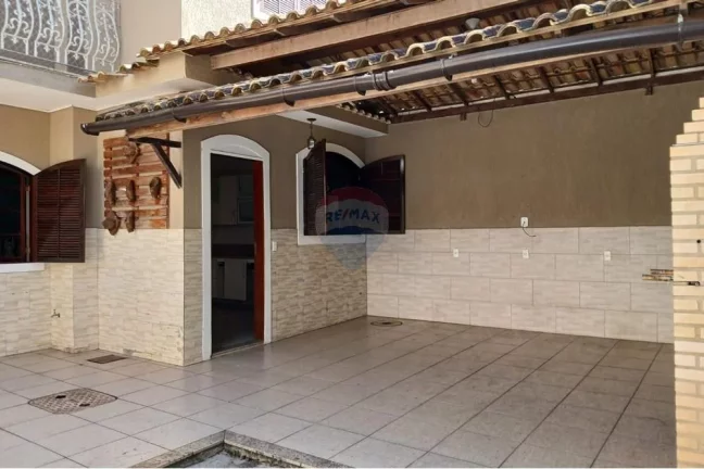 Imagem Casa com 2 quartos, 87m² á venda em vila Valqueire, Rio de Janeiro.