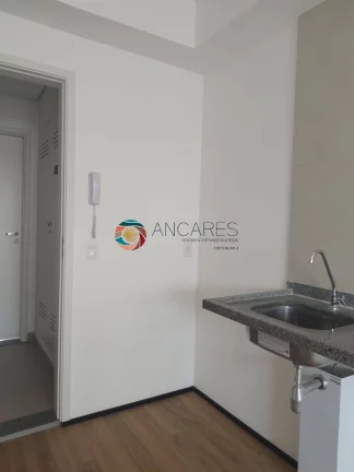 Imagem Studios com Terraço em frente ao Metrô Luz