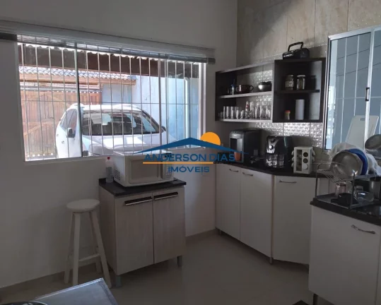 Imagem Casa com 2 dormitórios à venda, 98 m² por R$ 425.000 - Praia do Capricórnio - Caraguatatuba/SP