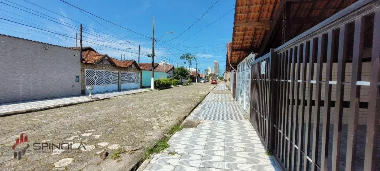 Imagem Sobrado com 2 dormitórios à venda, 51 m² por R$ 280.000,00 - Maracanã - Praia Grande/SP
