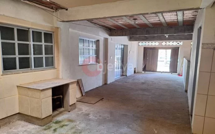 Imagem Prédio amplo e espaçoso para venda no Jacaré em Cabo Frio.