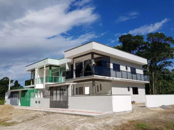 SOBRADO, 125 M², 2 SUÍTES + 1 QUARTO, BAL. ITAMAR