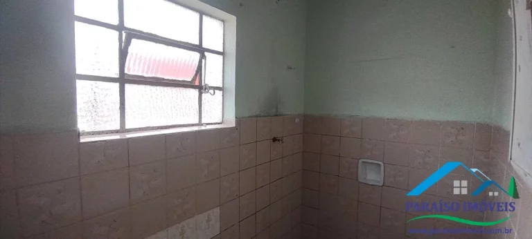 Imagem Ótima oportunidade: casa com 2 quartos no centro de Paraisópolis MG