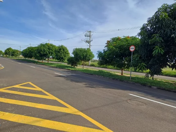 Imagem Terreno residencial para venda em Jardim Noêmia, 268m2