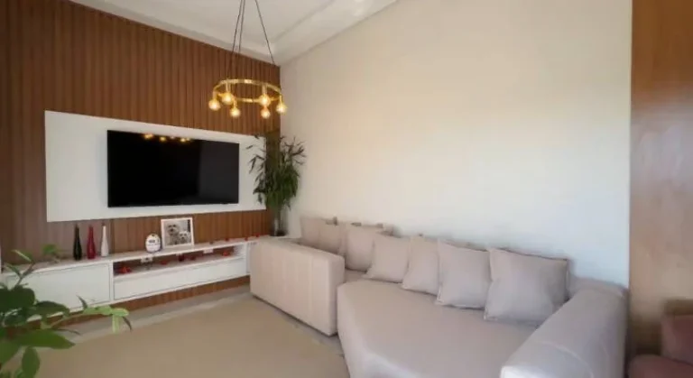 Imagem Casa Sobrado, 3 Dormitórios ( 1 Suíte), 4 Vagas, Terras do Vale - Caçapava.