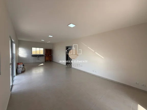 Imagem Casa à Venda na Região da Pedra Vermelha – Divisa de Mairiporã com Atibaia