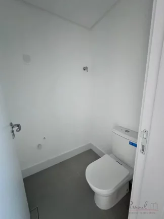 Imagem Apartamento Exclusivo em Condomínio Clube de Luxo Área Privativa: 134,57m2 privativos Descrição:...