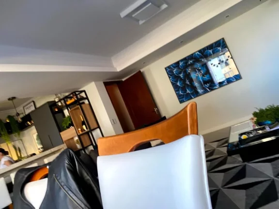 Imagem Amplo apartamento de 3 quartos sendo 1 suite mais 2 vagas com