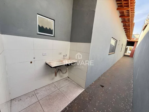 Imagem Casa com 3 dormitórios à venda, 150 m² por R$ 250.000,00 - Setor Flamboyant - Itumbiara/GO