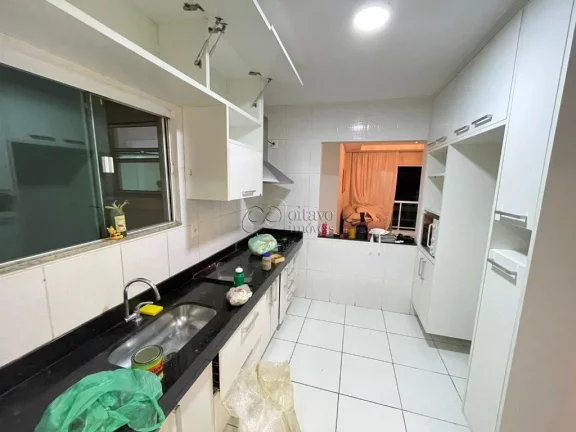 Imagem Apartamento para aluguel no bairro da Glória com 3 quartos, 1 suíte, planejados e 2 vagas por R$3.200,00 + taxas!