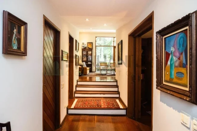 Imagem Deslumbrante casa à venda em São Paulo-SP, no Jardim Guedala: 3 quartos, 3 suítes, 4 salas, 5 banheiros, 4 vagas de garagem, 365m².