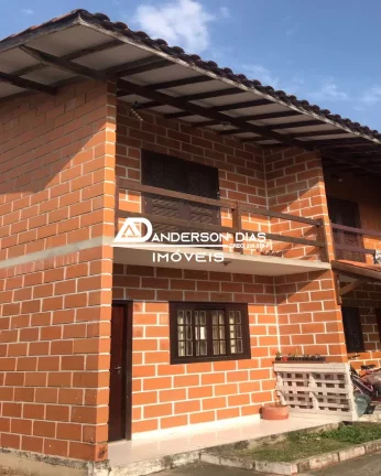 Sobrado com 2 dormitórios à venda, 103 m² por R$ 259.000 - Pontal de Santa Marina - Caraguatatuba/SP