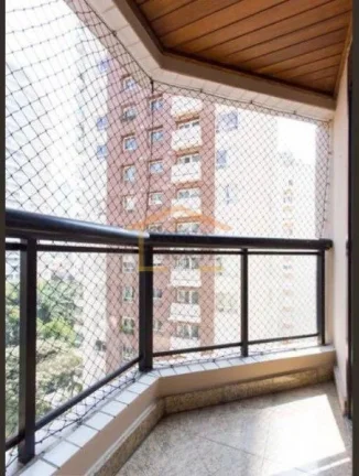 Imagem Apartamento com 150m², um apartamento por andar. Dispõe de 4 dormitórios, sendo 3 suítes com arm...