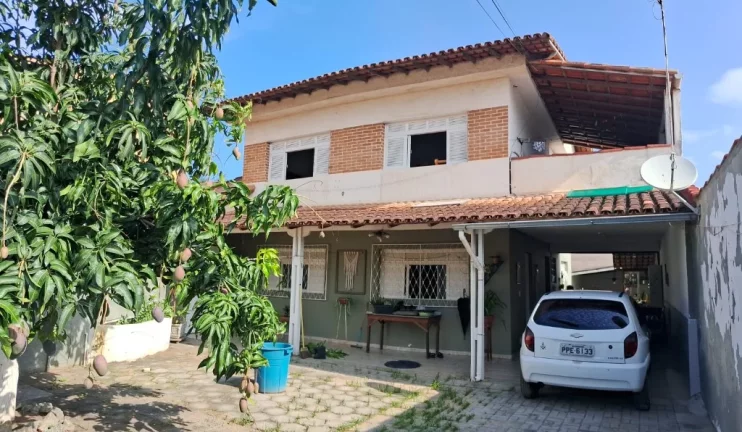 Imagem CASA LINDA A VENDA COM 4 QUARTOS 2 SUÍTES NA PRAIA EM GUARAPARI ES