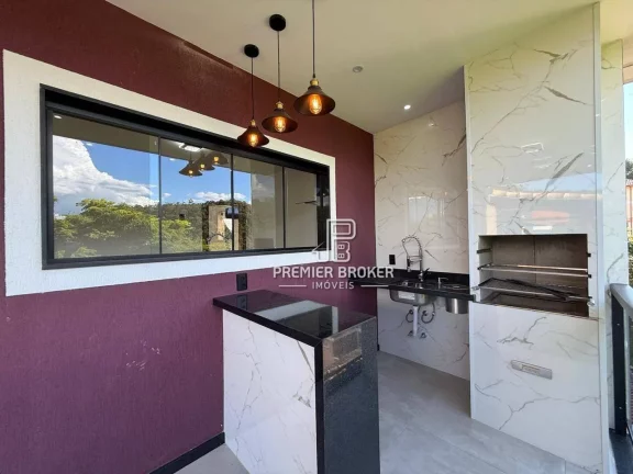 Imagem Casa com 3 dormitórios à venda, 150 m² por R$ 850.000,00 - Albuquerque - Teresópolis/RJ