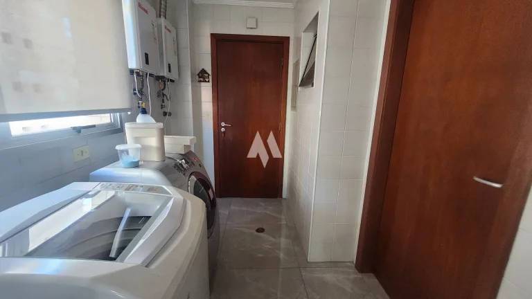 Imagem Apartamento 189 metros, 1 por andar 3 suítes, 3 vagas, mobiliado