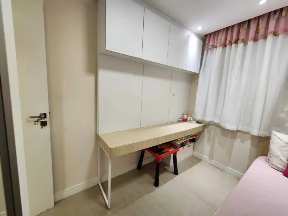 Imagem Apartamento com 3 dormitórios sendo 1 suíte e 1 vaga de garagem em Joinville/SC