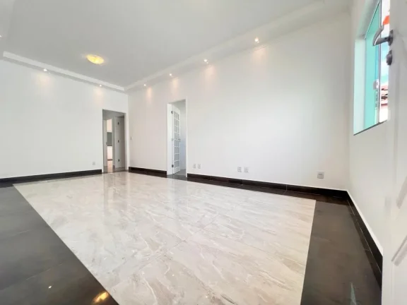 Imagem Casa para Venda em Praia Grande, Real, 3 dormitórios, 2 suítes, 2 banheiros, 2 vagas