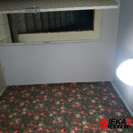 Imagem Salão Comercial na Vila Santana, São Paulo-SP: 2 Salas, 6 Banheiros, 3 Vagas, 300m². Venha Conferir!
