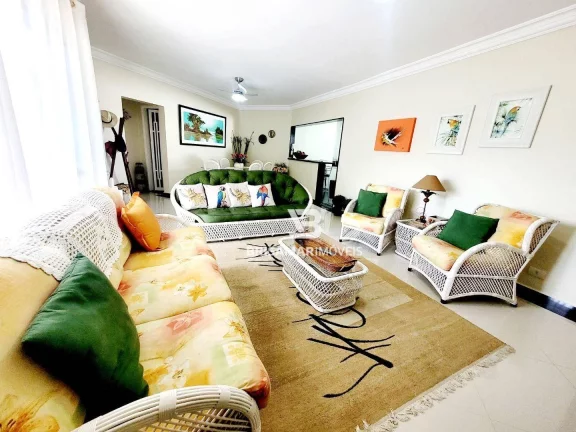 Imagem PITANGUEIRAS- MARAVILHOSO APARTAMENTO TOTALMENTE REFORMADO , ÁREA DE LAZER E 02 VAGAS DE GARAGEM NO PRÉDIO.