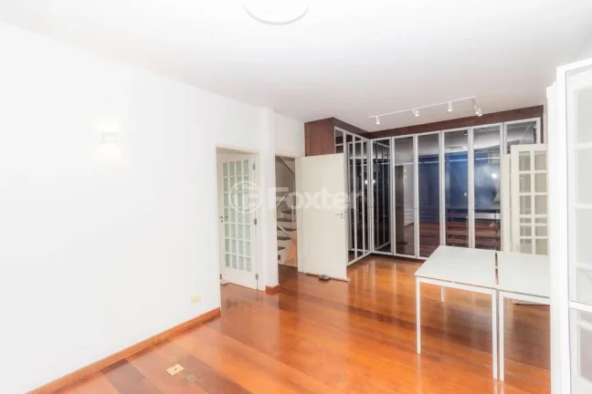 Imagem Casa Vila Madalena - 352M², 3 Dorms, 3 Suítes, 2 Vagas, 3 Salas, Lareira, Mobiliado, Varanda, Closet.