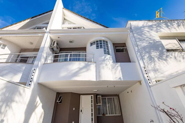 Imagem Sobrado TRIPLEX SEMIMOBILIADO com 4 quartos à venda, 186 m² por R$ 1.300.000,00 - Campina do Siqueira - Curitiba/PR