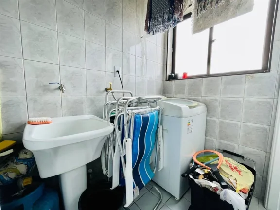 Imagem Apartamento 2 dormitórios com sacada vista mar em Praia Grande