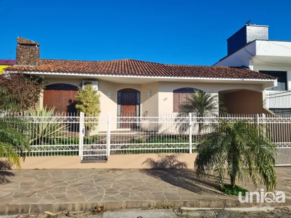 Casa 208m2 para venda ou locação no bairro camobi em Santa Maria RS próximo UFSM