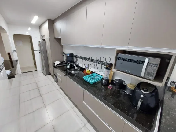 Imagem Apartamento de 3 Dormitórios sendo 2 suítes no bairro Canto do Forte - Praia Grande