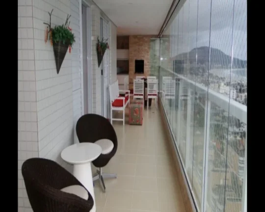 Imagem Apartamento alto padrão com vista para o mar na Enseada