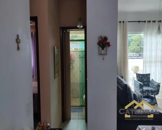 Imagem Casa de rua no Bairro Cidade Jardim com 3 quartos sendo 1 suíte, garagem fechada!