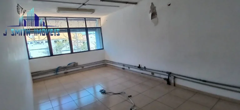 Imagem TERRENO COM GALPÕES Á VENDA - A.T. 7.430m² . AC. 2.816m² (5 galpões+adm)