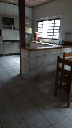 Imagem Sobrado com 3 dormitórios à venda, 299 m² por R$ 420.000,00 - Vila Urupês - Suzano/SP