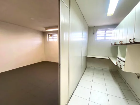 Imagem Imóvel comercial no Centro de Iguape/SP à venda ou locação