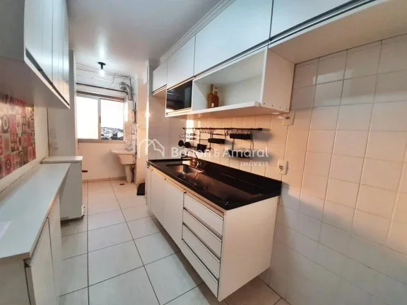 Imagem Localizado entre os Shoppings Iguatemi e Galleria, este apartamento une conforto e praticidade. A re...