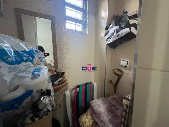 Imagem Apartamento com 2 dormitórios à venda, 81 m² por R$ 325.000 - Macuco - Santos/SP