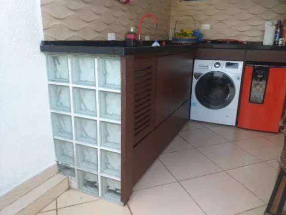 Imagem Cobertura Sem Condomínio com 105 m² 2 Dormitórios 1 Vaga de Garagem